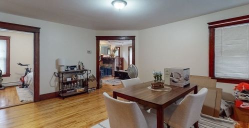 25 Circuit Ave, Worcester MA 01603-2159 exterior