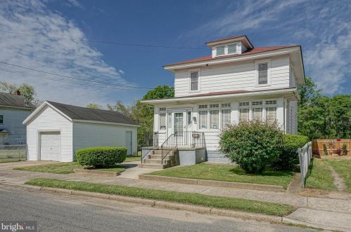 1006 Penn Line Rd, West Deptford, NJ 08066-1074