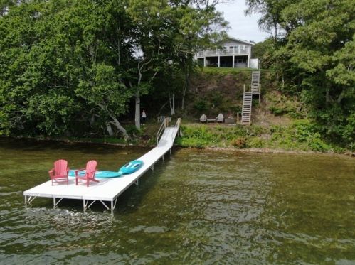 22 Eagle Hill Dr, Plymouth MA  02360-1908 exterior