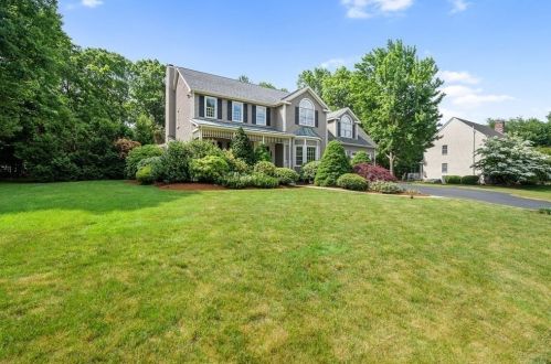 50 Highland View Dr, Sutton, MA 01590-2974