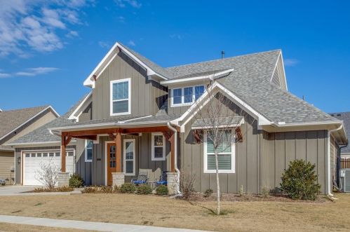 413 Village Way, Argyle TX  76226-2368 exterior