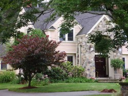 313 Brookline St, Newton, MA 02459-3151