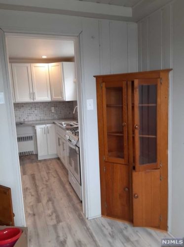 381 Kearny Ave, Kearny NJ  07032-2603 exterior