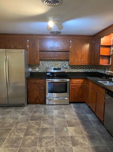 28 Wadsworth Rd, Arlington MA  02476-7070 exterior