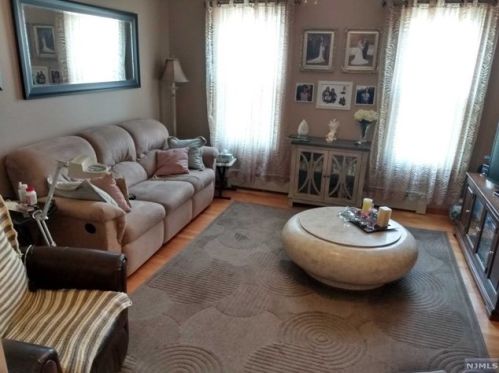 57 New Lawn Ave, Kearny NJ 07032-2207 exterior