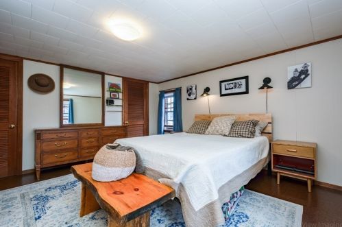 48 Housatonic St, Worcester MA 01606-1617 exterior