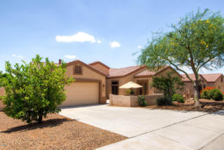 2011 Topeka Dr, Phoenix AZ  85050-3719 exterior