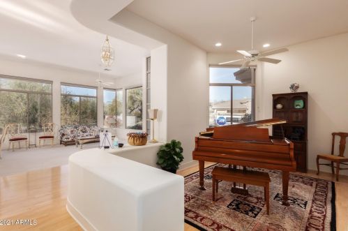 6405 28 St, Phoenix AZ 85008-4739 exterior