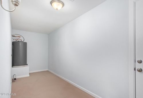 6802 Cambridge Ave, Phoenix AZ 85008-1216 exterior