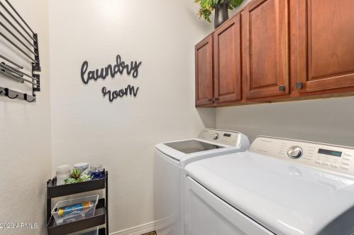 26518 51st Dr, Phoenix AZ  85083-1274 exterior