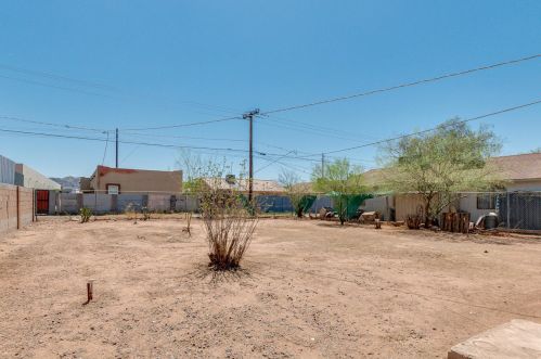 2545 Atlanta Ave, Phoenix AZ 85040-2710 exterior