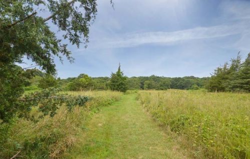 850 Falmouth Hwy, Falmouth MA 02540-2118 exterior