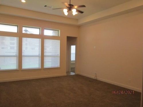 1422 Bell Rdg Ln, Richmond TX 77471-6610 exterior