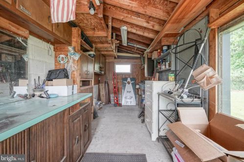 431 Meadowcroft Rd, West Deptford NJ 08096-4007 exterior