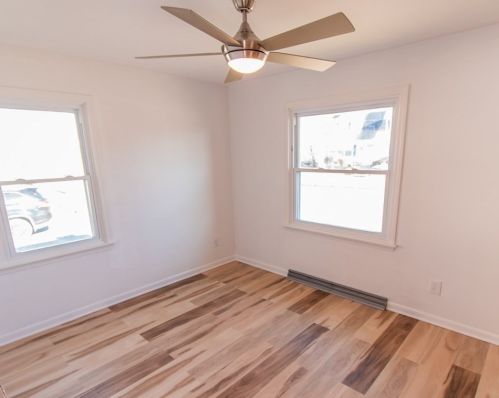 435 Rockdale Ave, New Bedford MA 02740-1561 exterior