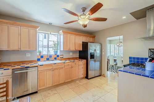 839 Edgemont Ave, Phoenix AZ 85035-1735 exterior