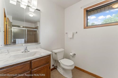 73 Wigwam Ln, Tinton Falls NJ 07724-3176 exterior