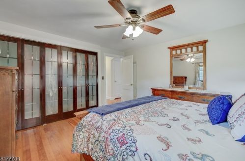 205 Fairway Ave, Belleville NJ 07109-1401 exterior