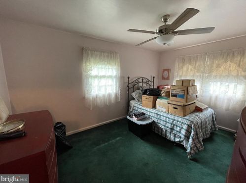 1 Budd Blvd, West Deptford NJ 08096-3332 exterior