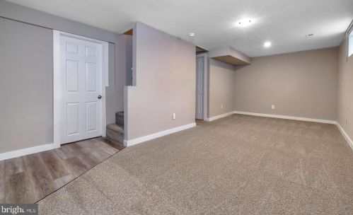 29 Cedar Ave, West Deptford NJ 08093-1409 exterior