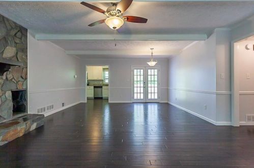 19 Hidden Lk Ct, Stockbridge GA 30281-1200 exterior