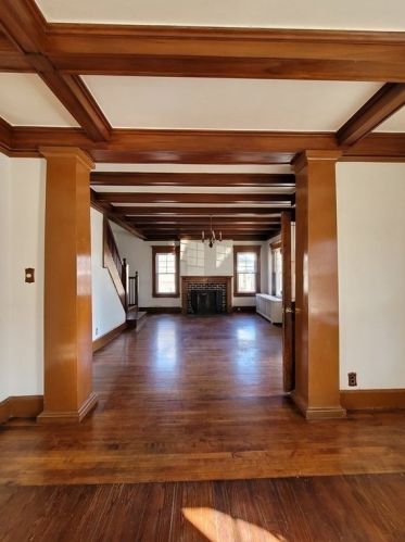 44 Bigelow St, Fall River MA 02720-5408 exterior