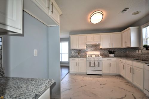 576 Ransom Way, Stockbridge GA 30281-7711 exterior