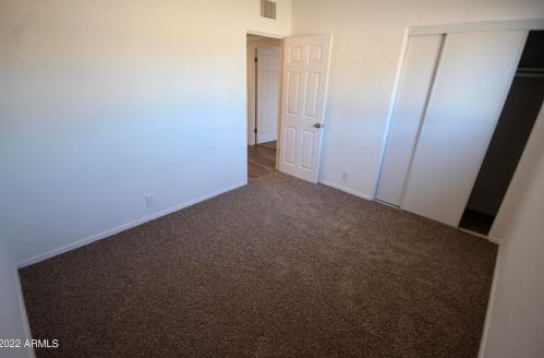 2562 Earll Dr, Phoenix AZ  85016-7404 exterior