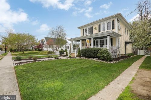 446 Queen St, West Deptford, NJ 08096-5725