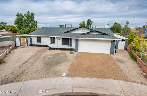 3315 Christy Dr, Phoenix AZ  85029-4230 exterior