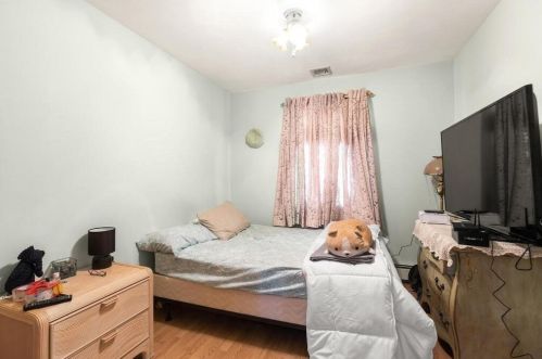 34 Grampian Way, Weymouth MA 02188-3506 exterior