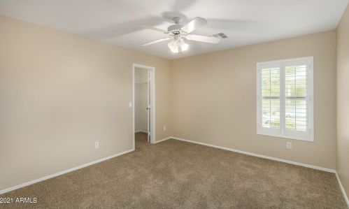 1668 Cielo Grande Ave, Phoenix AZ 85024-7554 exterior