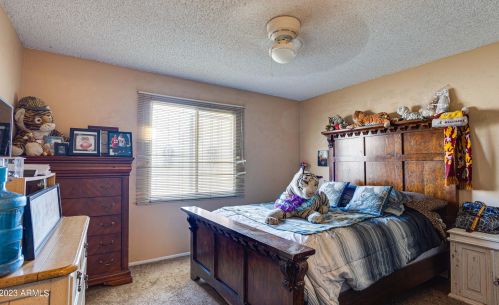 1821 68th Dr, Phoenix AZ 85033-8254 exterior