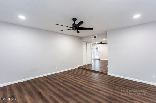 4418 76th Ave, Phoenix AZ  85033-2430 exterior