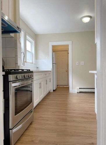 33 Merrymount Ave, Quincy MA  02170-2712 exterior