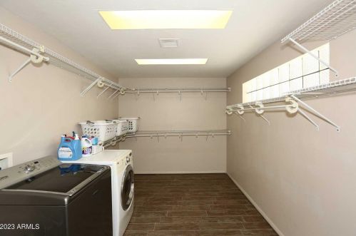 6212 14 Pl, Phoenix AZ 85014-1737 exterior