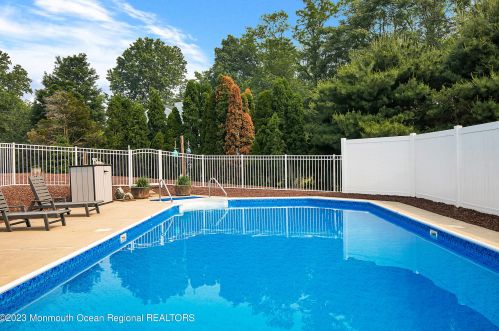 1120 Sycamore Ave, Tinton Falls NJ 07724-3237 exterior