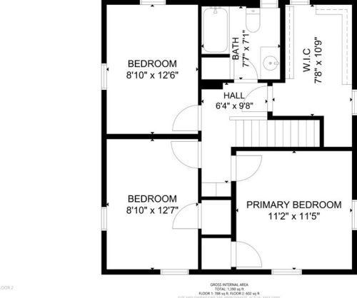 1174 Mammoth Rd, Dracut MA  01826-3147 exterior