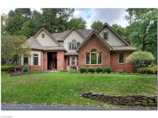 1 Hanna Ln, Cleveland, OH 44108