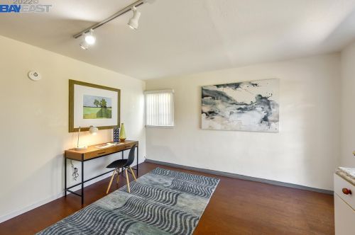 924 Brg Rd, San Leandro CA 94577-3805 exterior