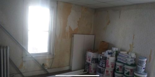 566 Bradford Ave, Fall River MA 02721-1017 exterior