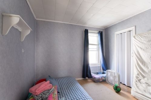 109 Diman St, Fall River MA 02721-1027 exterior