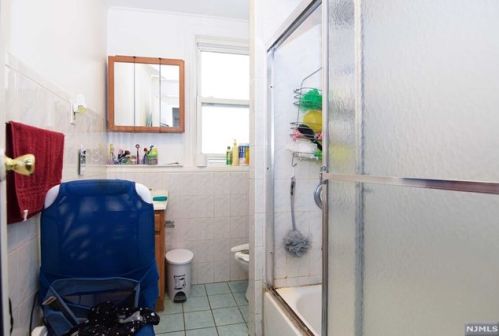 209 Kearny Ave, Kearny NJ 07032-2507 exterior