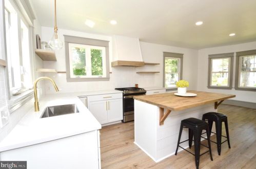 25 Horace St, West Deptford NJ  08096-5803 exterior