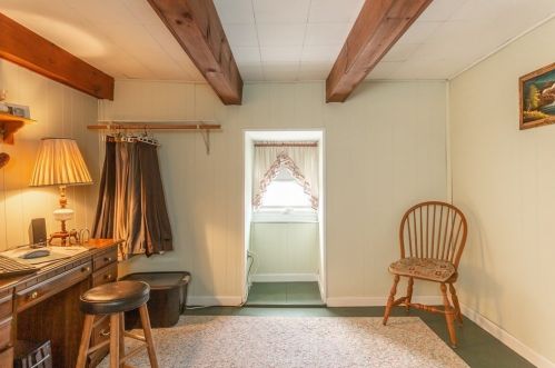 413 Danforth St, Taunton MA 02780-1642 exterior