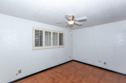 2913 Casa Tomas Ct, Phoenix AZ  85016-7708 exterior