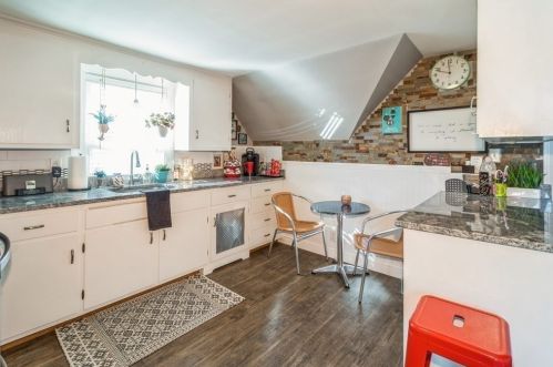 307 Pleasant St, Weymouth MA 02190-2621 exterior