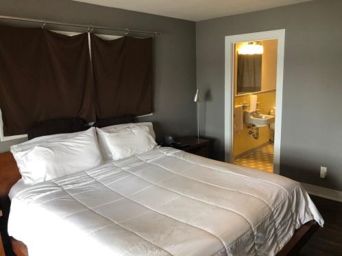 2091 Napoli Cir, Conyers GA 30012-2954 exterior