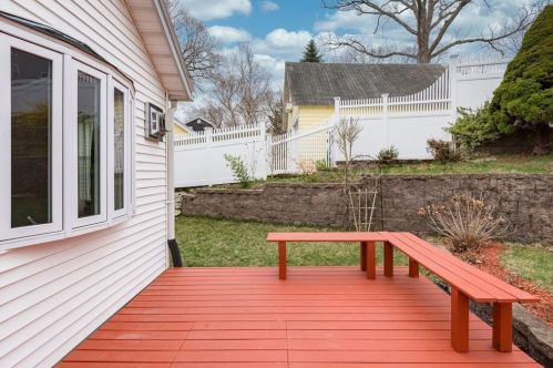 24 Volusia Rd, Hingham MA 02043-3041 exterior