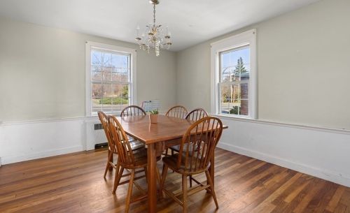 404 Blue Hl Ave, Milton MA 02186-1037 exterior